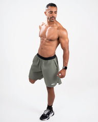 Soft stride essential shorts