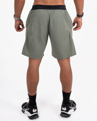Soft stride essential shorts