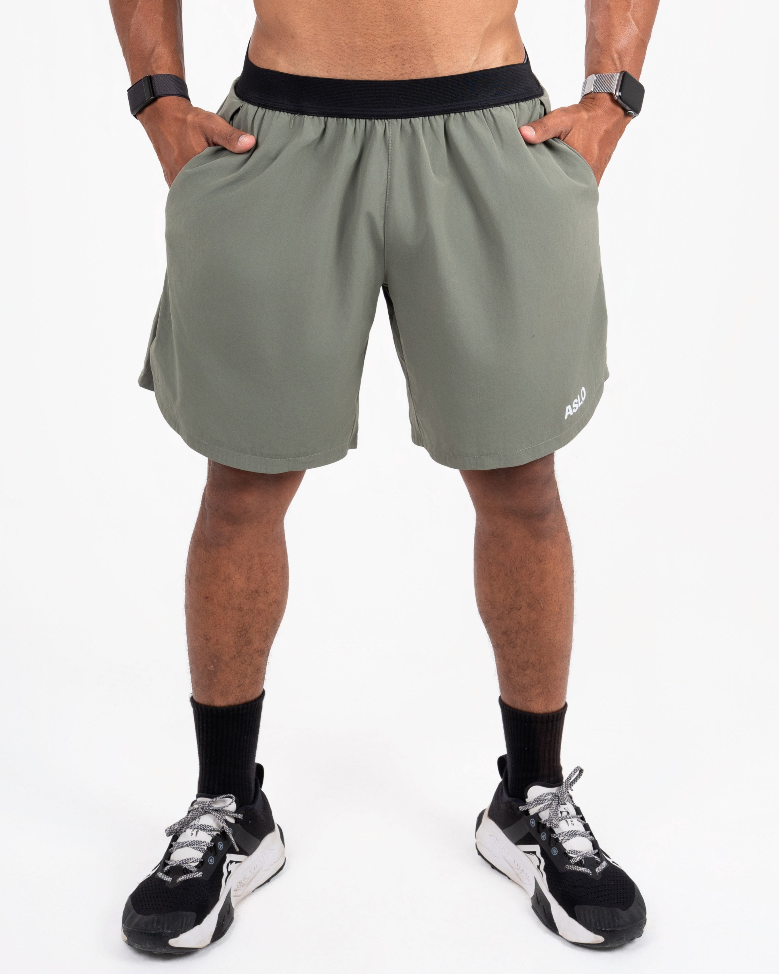 Soft stride essential shorts