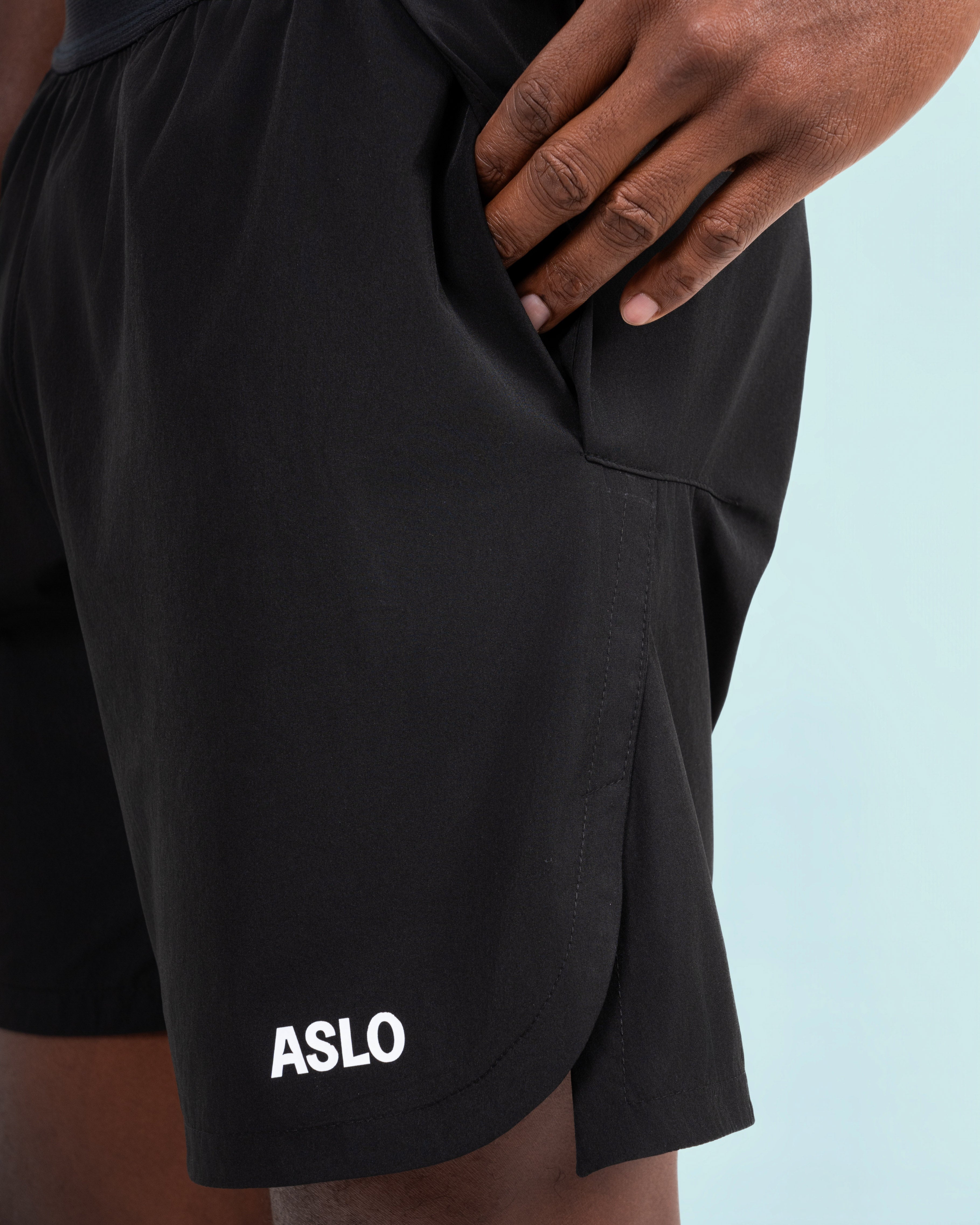 Soft stride essential shorts