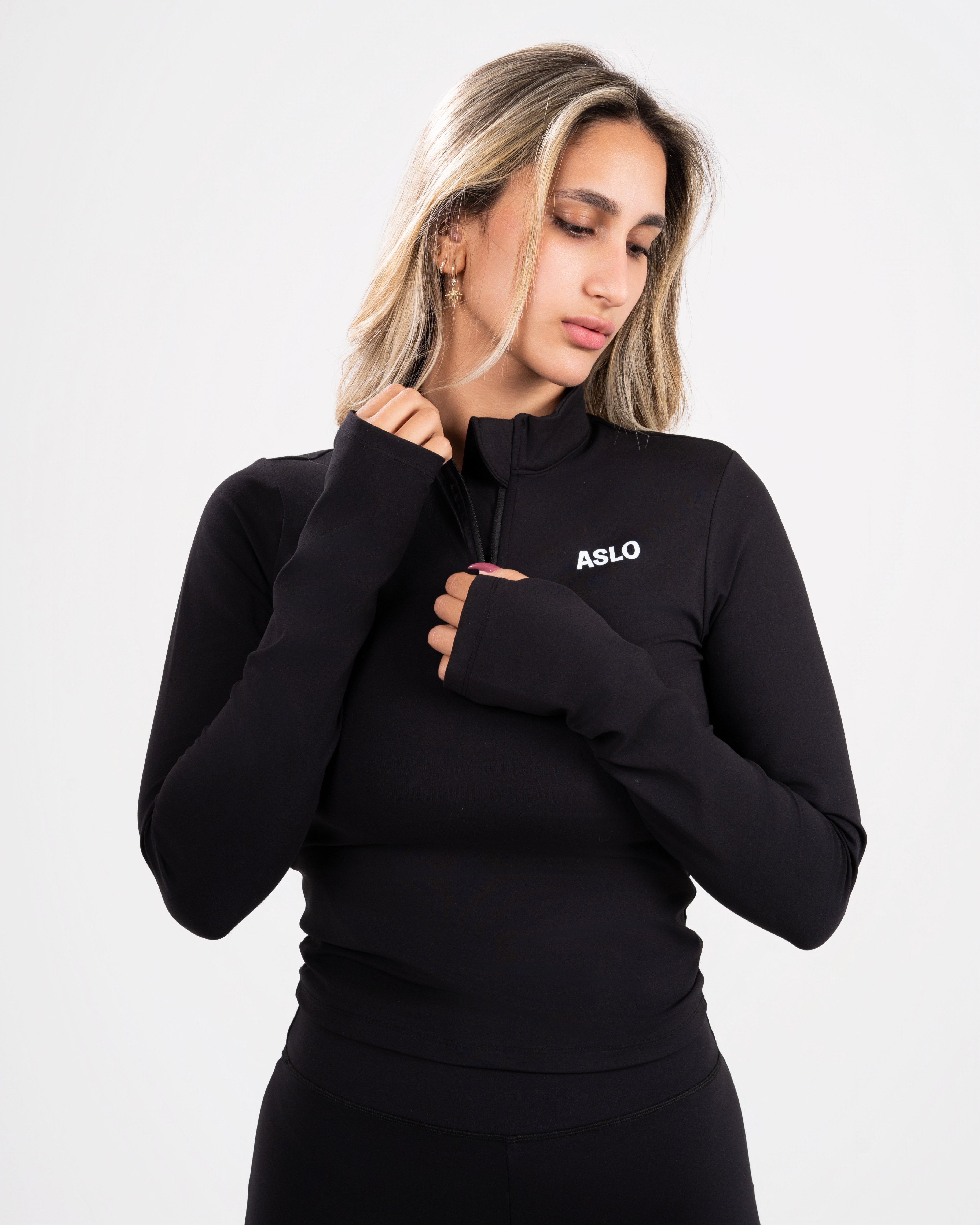 Essential zip-up